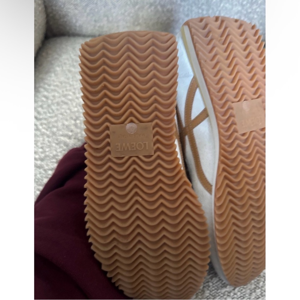 Loewe Flow Runner Trainer - Picture 8 of 14